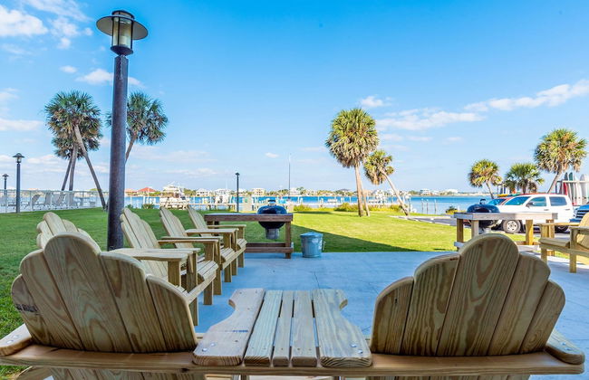 Sabine Yacht & Racquet by Southern Vacation Rentals - Foto 74