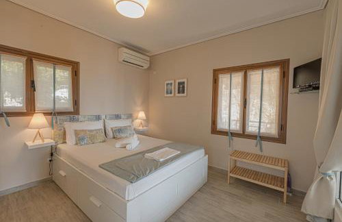 Paralio Astros Beachfront Suites - Photo 14