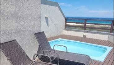 Triplex Cabo Frio - Foto 2