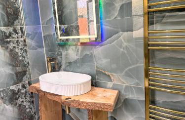 Shrew Lodge-woodland Lodges-Hot Tub-Pembrokeshire-Tenby - Foto 20