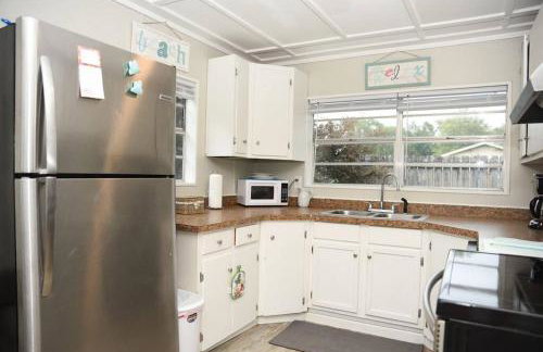 Bungalow near Main Street - #1 - Foto 2