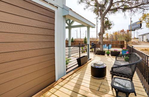 Walk to Lewisville Lake Cozy Couples Retreat - Foto 21