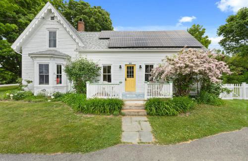 Sugar Maple Farm near Acadia - 5 Bedrooms, 5 Beds with FirePit and Large Deck - Foto 8