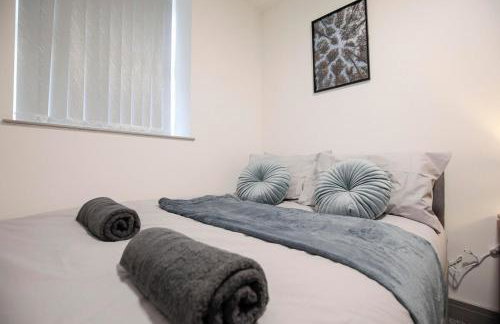 Bartlam Place, Sleeps 6, Central Oldham - By NMB Property - Foto 19