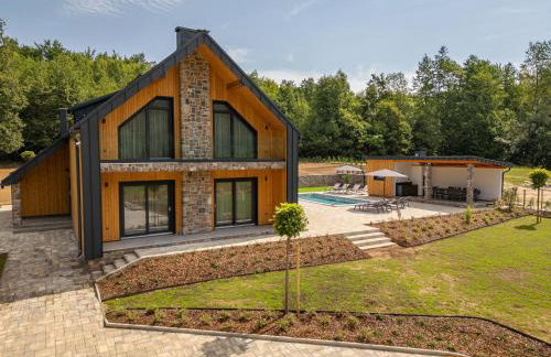 Villa Korina - Mountains, Tranquility, and Comfort - Photo 1