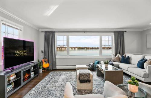 Waterview house walking distance from Cove Beach-5 mins to downtown-only 40 min to NYC - Foto 9