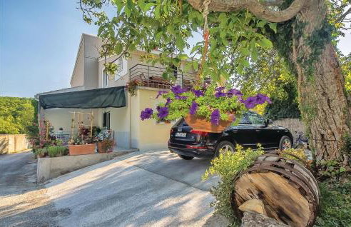 One-Bedroom Apartment In Ostrvica - Photo 3