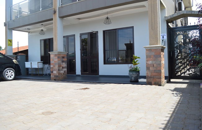 Entebbe Stay Apart-Hotel - Photo 28