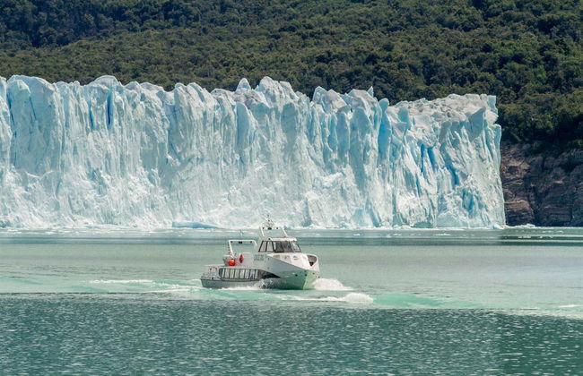 Paseo en barco por el Lago Argentino - Foto 3