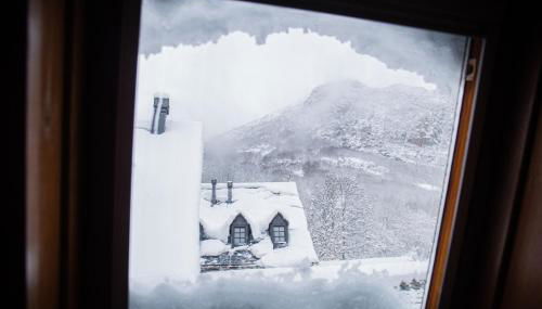 Baqueira Cozy & Spacious Home in Unha, Mountain Views, Near Ski Slopes - Foto 5