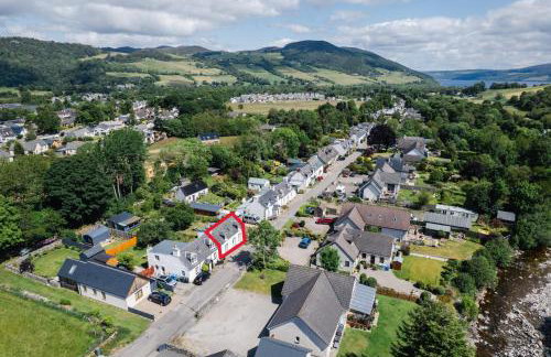 Traditional Highland Cottage Near Loch Ness-sleeps 6 - Foto 8