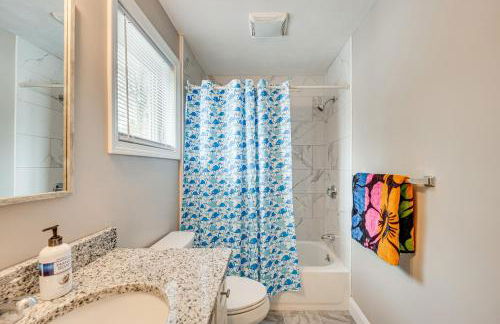 New Hampshire Abode with Mountain Views, Near Skiing - Foto 18