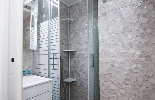 Modern apt with Increbilbe Athens Views - Foto 28