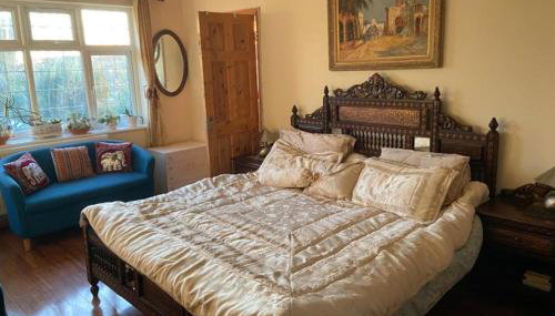 Apartment - Sleeps 4 - Parking - Balcony - Garden - Foto 1
