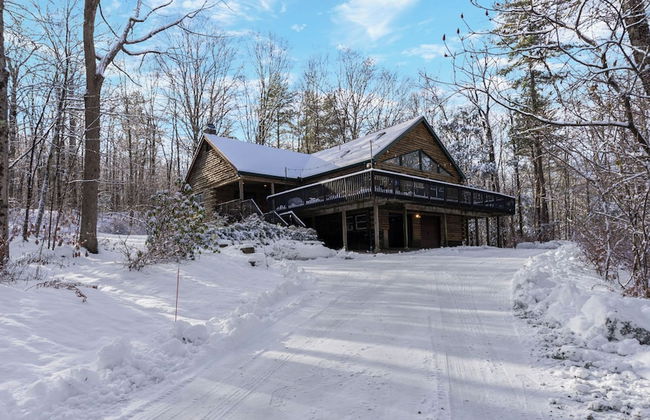 Half Moon by Avantstay 4BR Cabin w/ Large Deck & Yard w/ Patio & Outdoor Dining - Foto 4