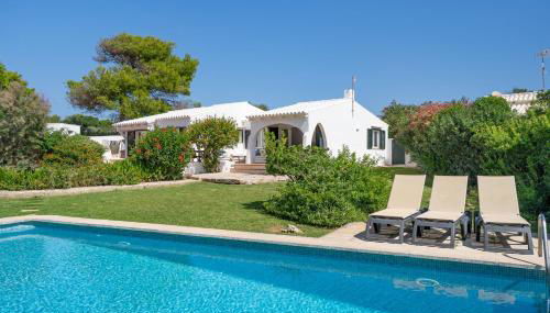 Casa Maitzgon - Renovada casa con piscina y jardín - Photo 1, Garden, sunbed, Garden view