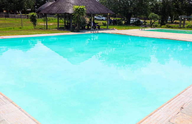 Self Catering Chalets - Manyeleti - Foto 29