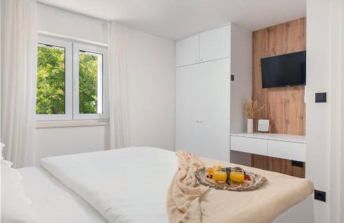 Unique Villa Pietra with heated private pool - Foto 23