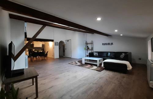 Les Charmes de Trévoux - Foto 1