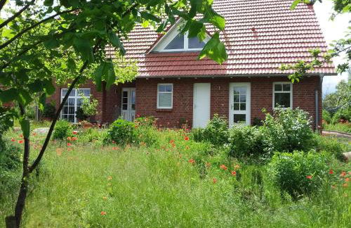 Haus Rosengarten- Ruhige Ferienwohnungen im Grünen - Foto 23