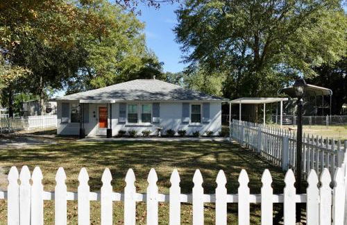 White Picket Fence - EV Charger! - Foto 42