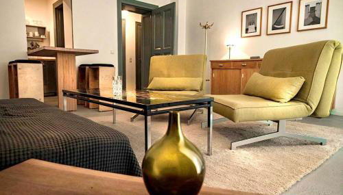 Ladenwohnung in Kreuzberg mit Parkplatz in einer Tiefgarage - Foto 2