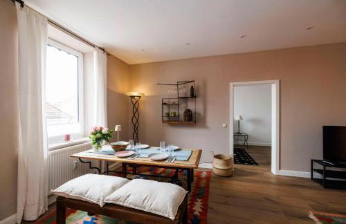 zentrale Ferienwohnung neu renoviert - Foto 1