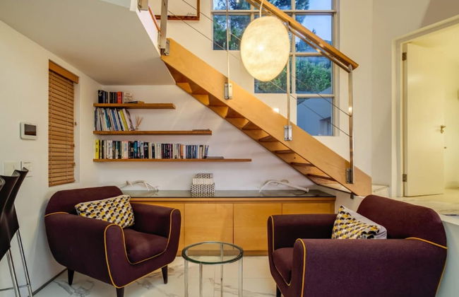 Immaculate Camps Bay Villa w Jacuzzi Views Pool Villa Grenache - Photo 12