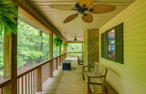5 Mi to Lake Robinson: WFH-Friendly Home w/ Pool - Photo 3
