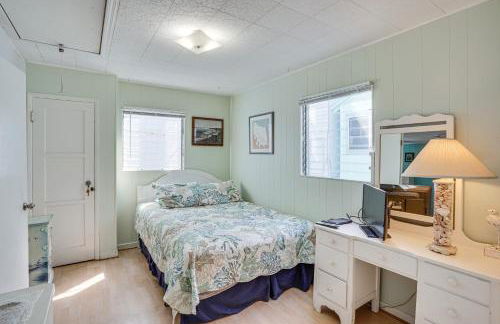 Quaint Avalon Cottage Less Than Half-Mi to Beaches! - Foto 17