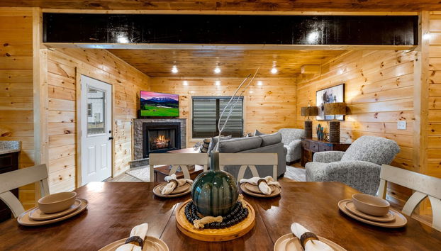 Brand New 4 4 Minutes to Dollywood w Hottub - Foto 4, Habitación