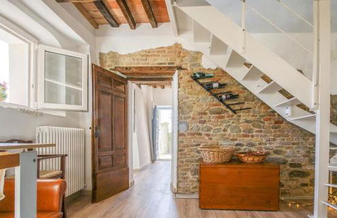 Amazing Home In Belvedere Fogliense - Foto 7