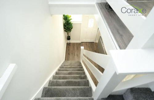 3 Bedroom Luxe Living for Contractors and Families by Coraxe Short Stays - Foto 28