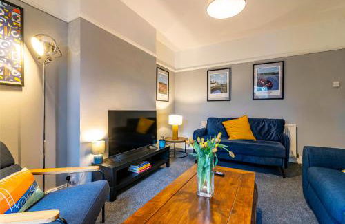 Lovely 4BDR home- Off street parking sleeps 7 - Foto 10