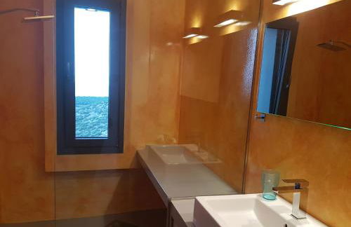 Red Grey Sea View Villa - Foto 26