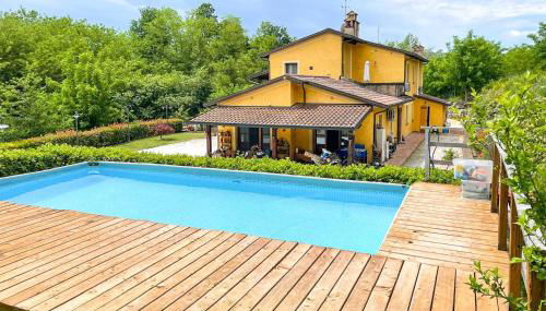 Cozy Apartment In Santa Maria A Monte - Foto 2