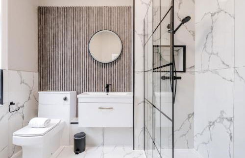 Classy private spacious flat - Foto 38