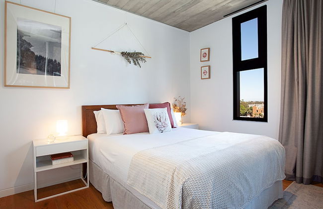 Short Lane Apartments by Urban Rest - Photo 2