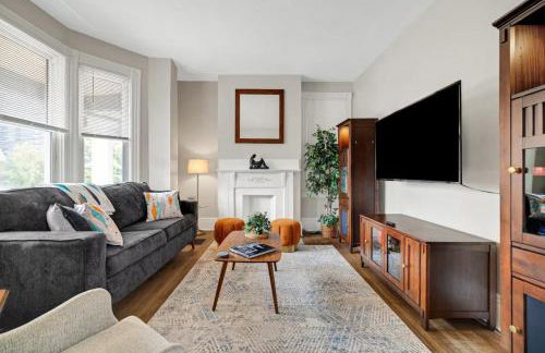 5BDRM GEM with Arcade - Mt Wash - Foto 9