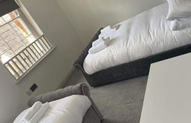 Memorial Building - Photo 5