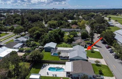 Relaxing Pool Side - Near Fairgrounds - Foto 29