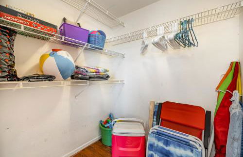 Ground Floor 2 Bdrm King Condo Close to Beach - Foto 7