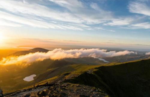 Croeso; Cosy and ideally located for mountains and beaches - Photo 39