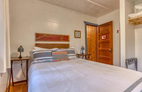 Springbrook · Cozy 2BR Mt. Hood Cabin, Fireplace & Retro Kitchen - Foto 4