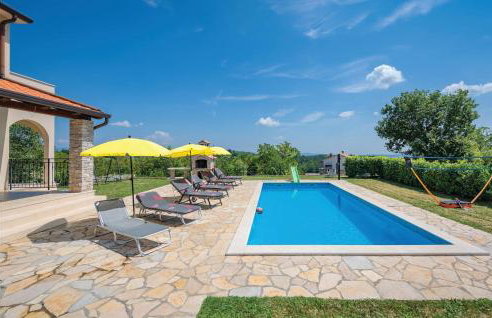 Four-Bedroom Holiday Home In Bregi - Foto 8