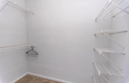 Wyndham 1205 Modern luxe 2BD2BA I Parking - Photo 8