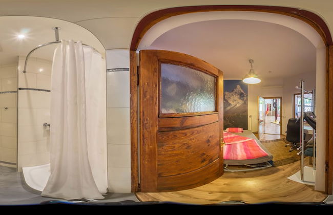 Carli's Base Camp - Photo 1