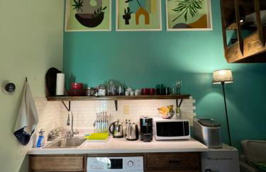 Cozy loft with parking and private patio w/ grill - Foto 9