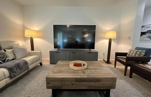 New Tropical Island Ohana near Beach with community Pool Spa Gym PingPong and more - Foto 23