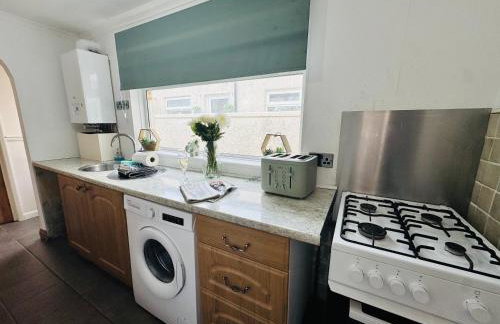 Bolton Terrace - 2 Bedrooms - Sleeps 4 - Photo 30